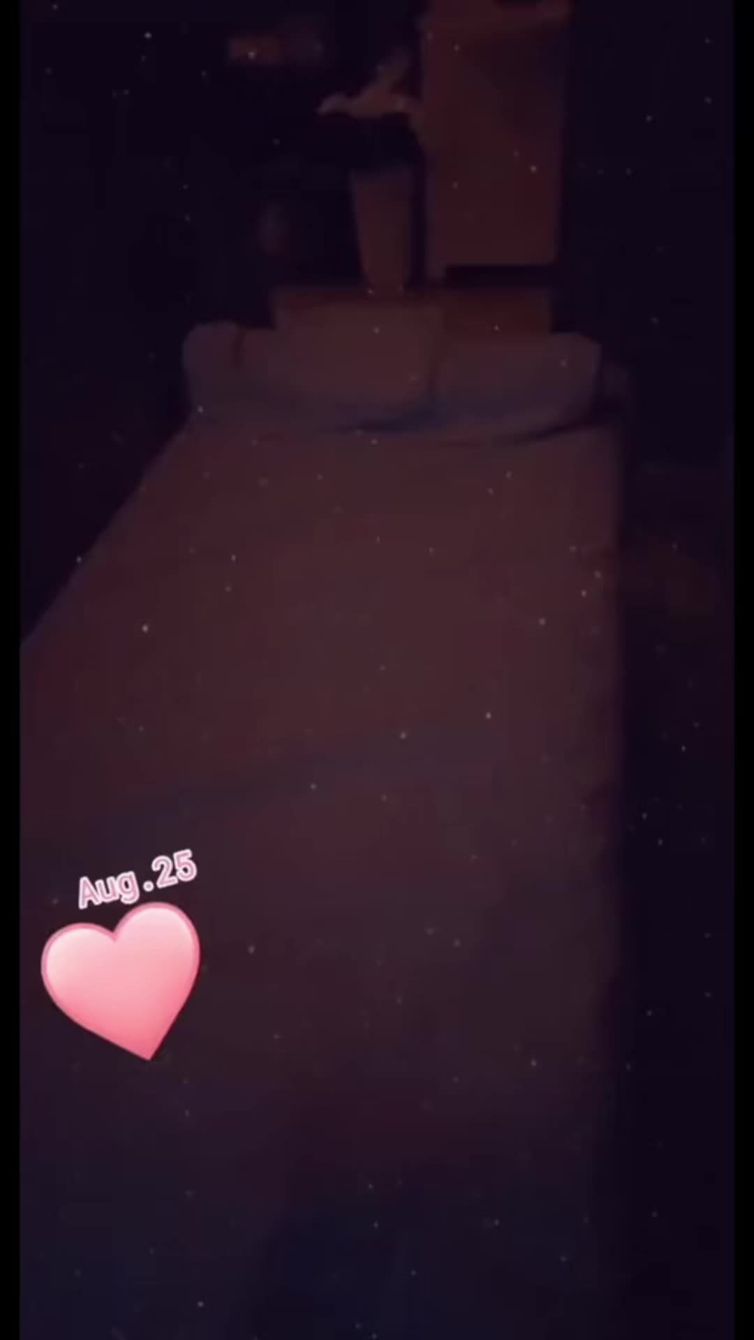 @MelanieMonay