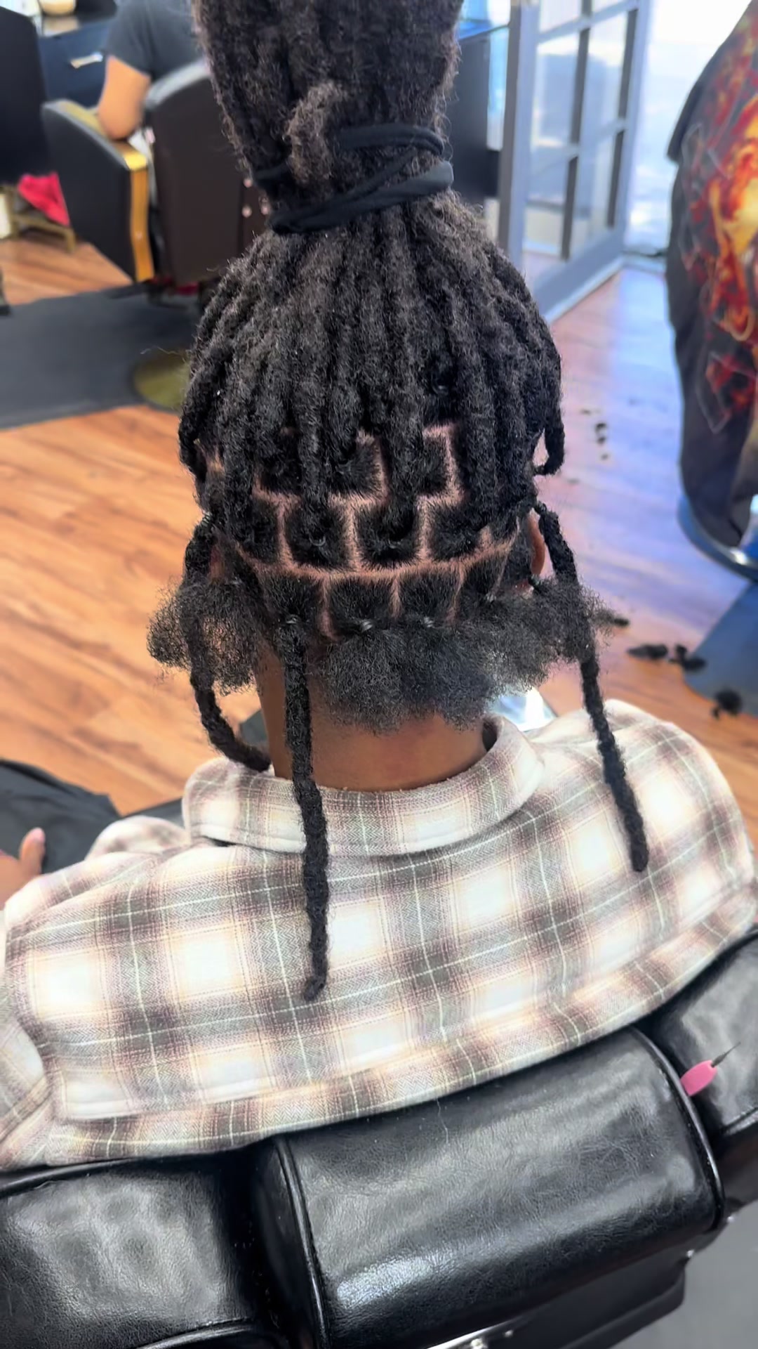 @hino_locs