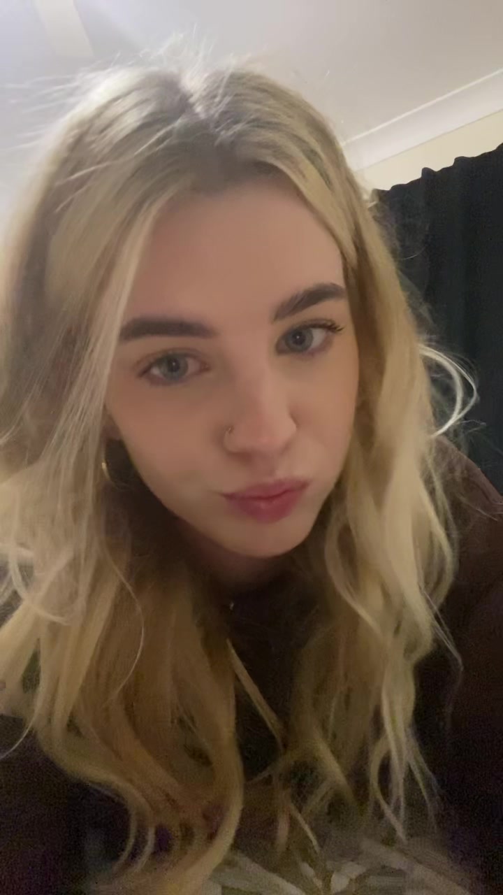 @lizzizbizz