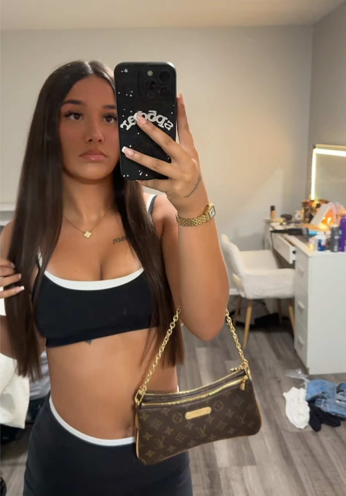 @mrsplutoski