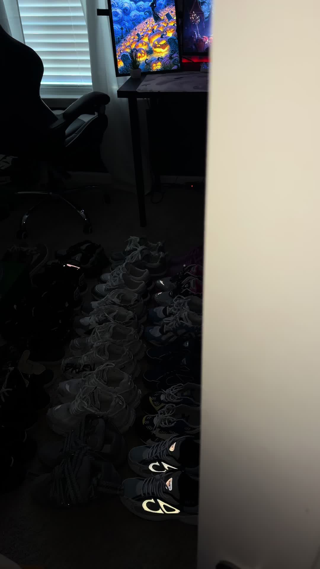 @.