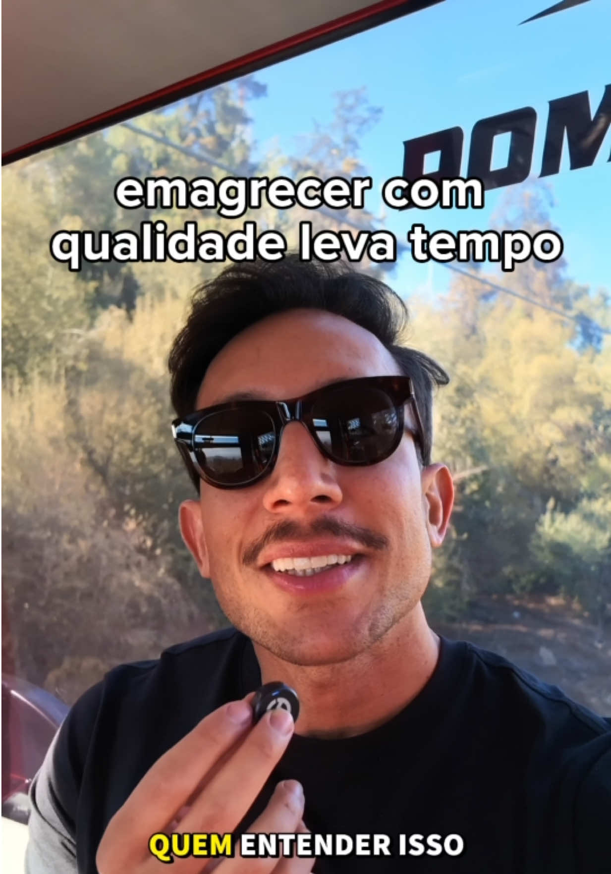 @jhones carneiro m&eacute;dico