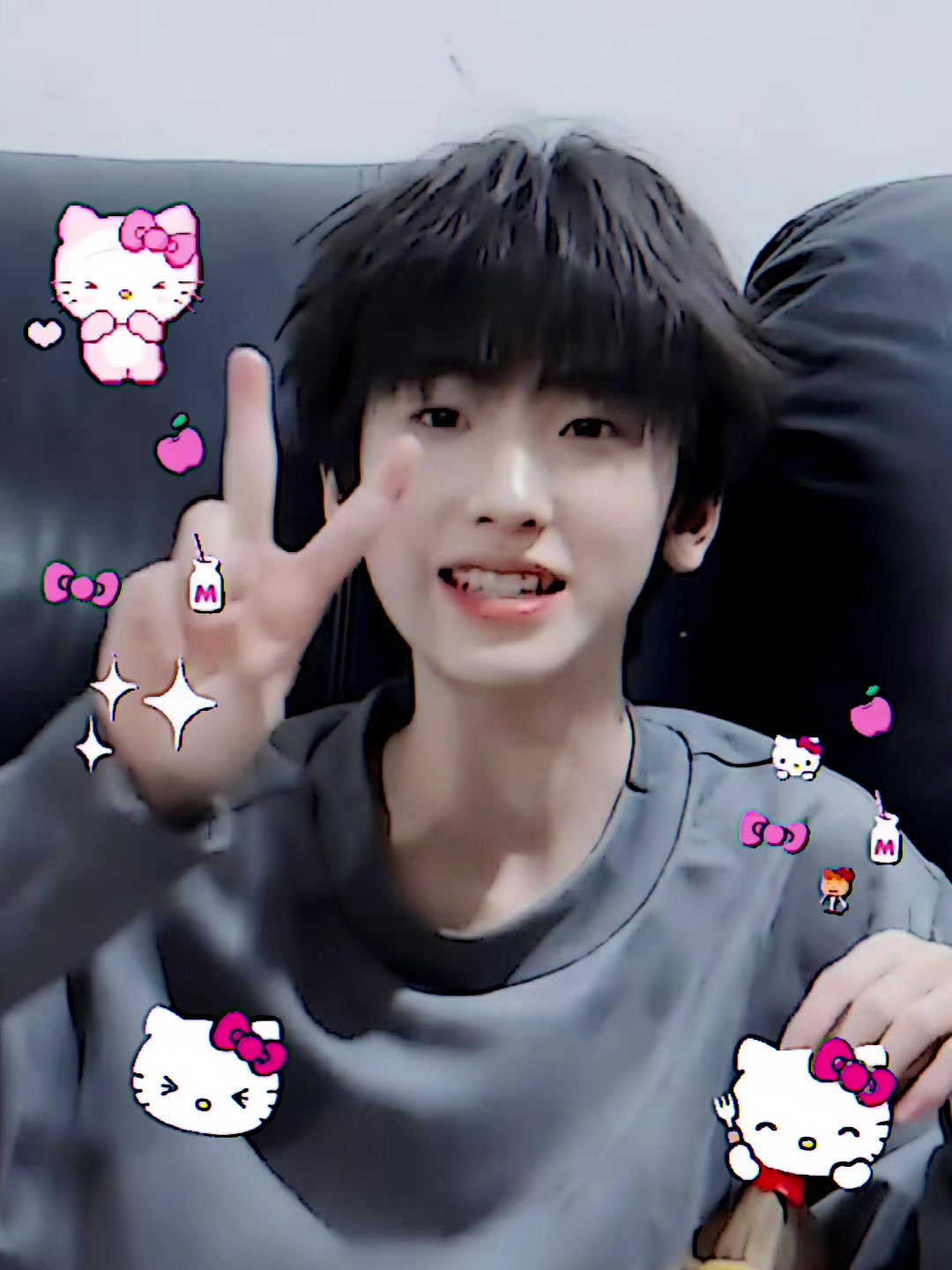 @奇|&bull;𝒒𝒊𝒉𝒂𝒏⋆˚𝜗𝜚˚⋆