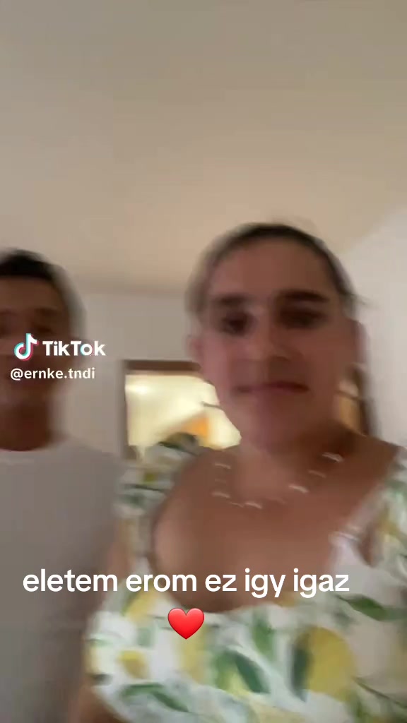 @tűndi &eacute;s Ernőke  😘szeretlek