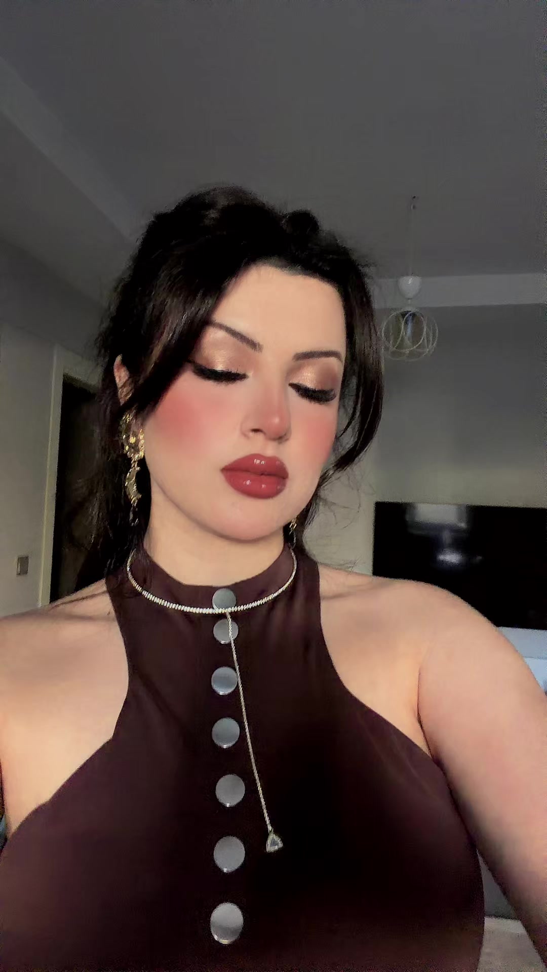 @Esindrella👑