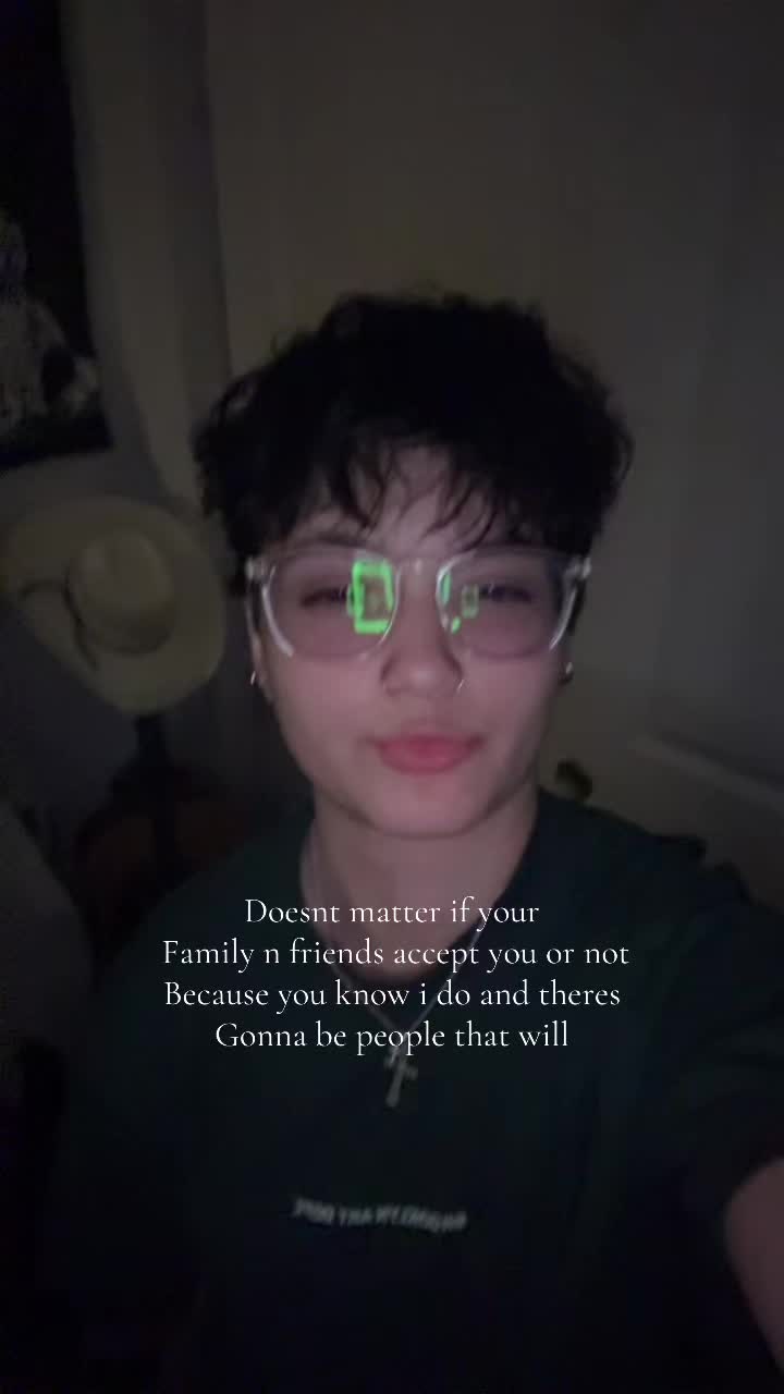 @VAhLi