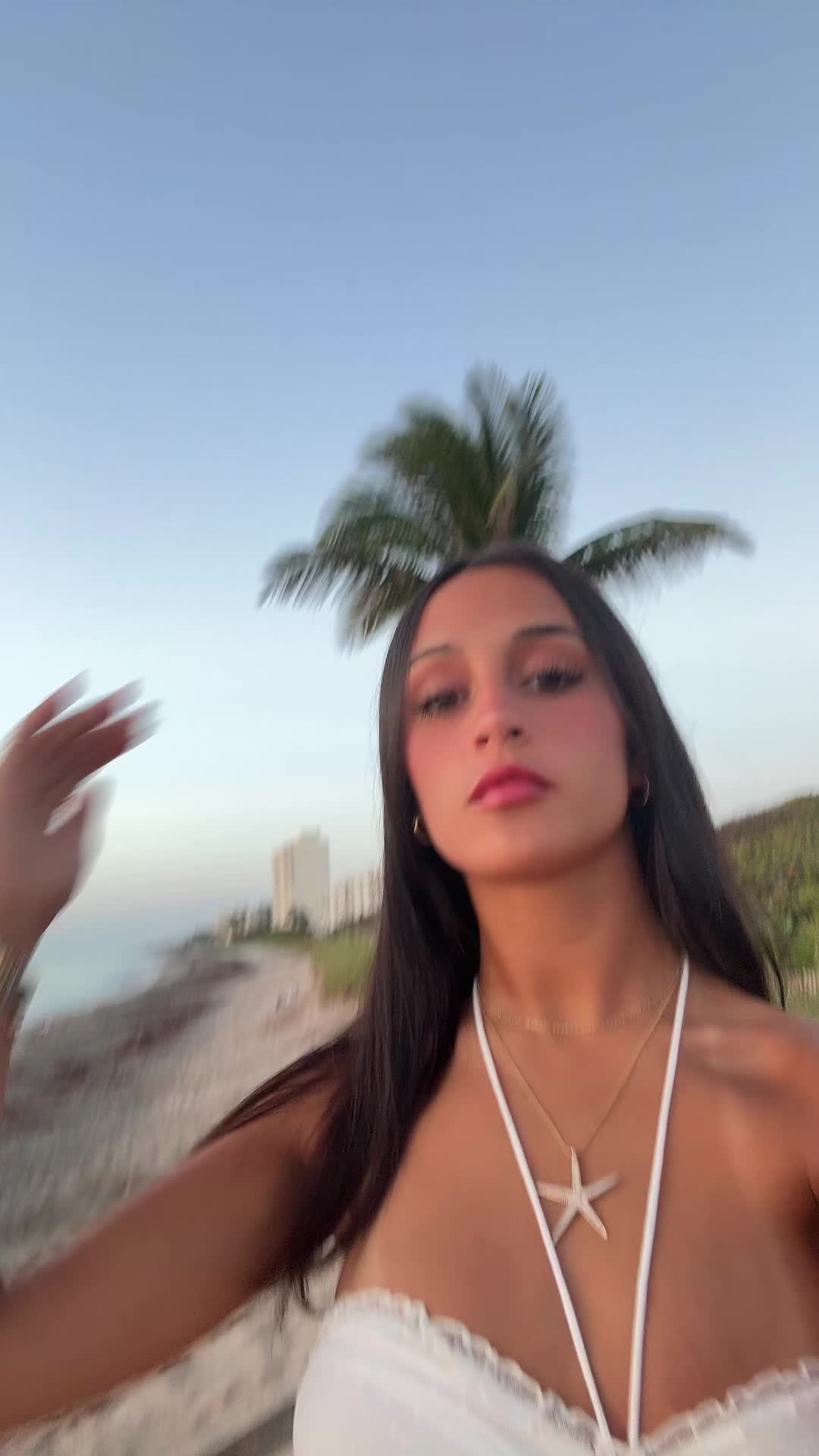 @avaluelleee