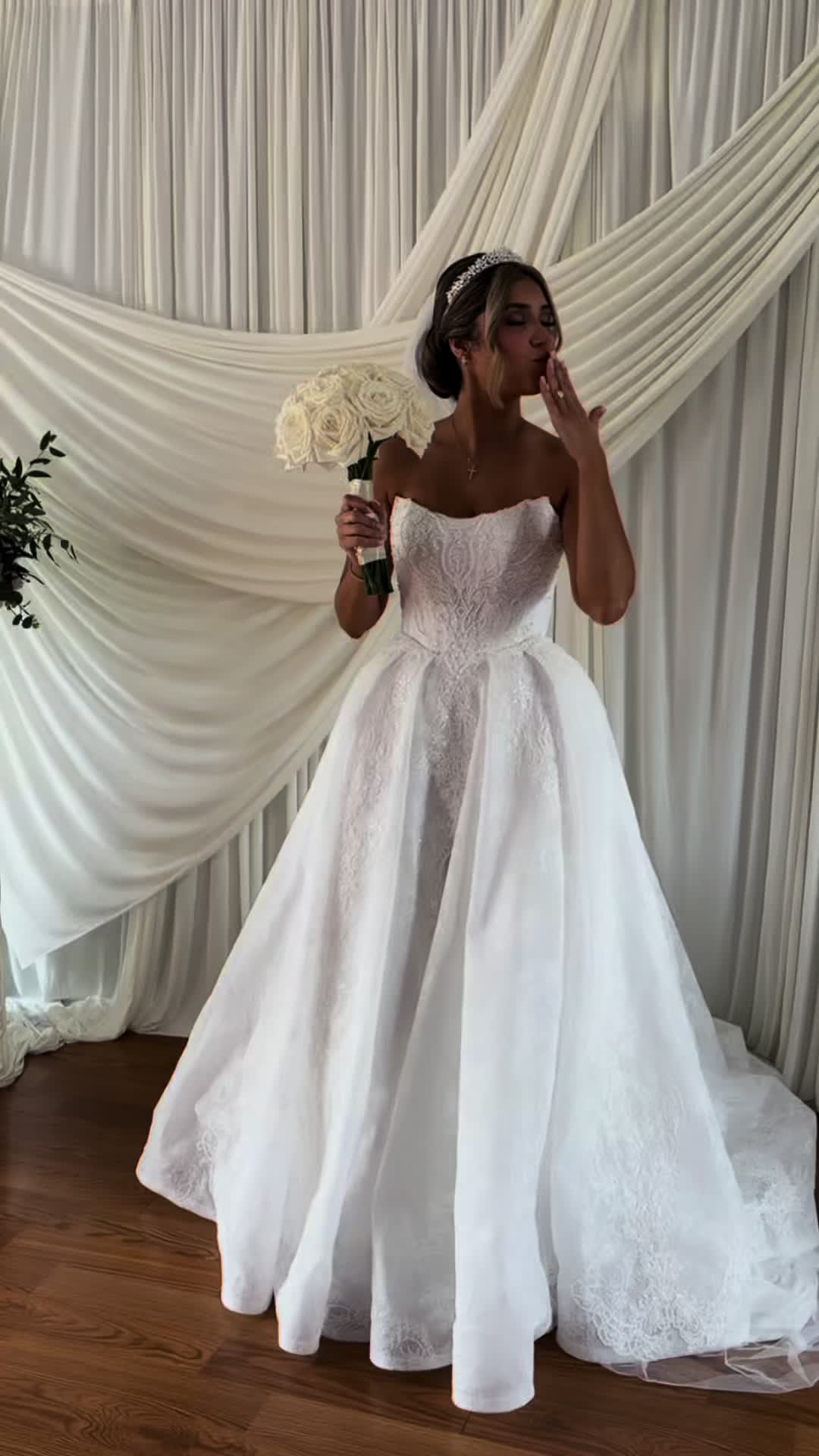 @Partywithbea_