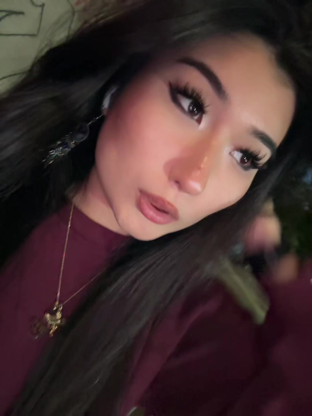 @minëk