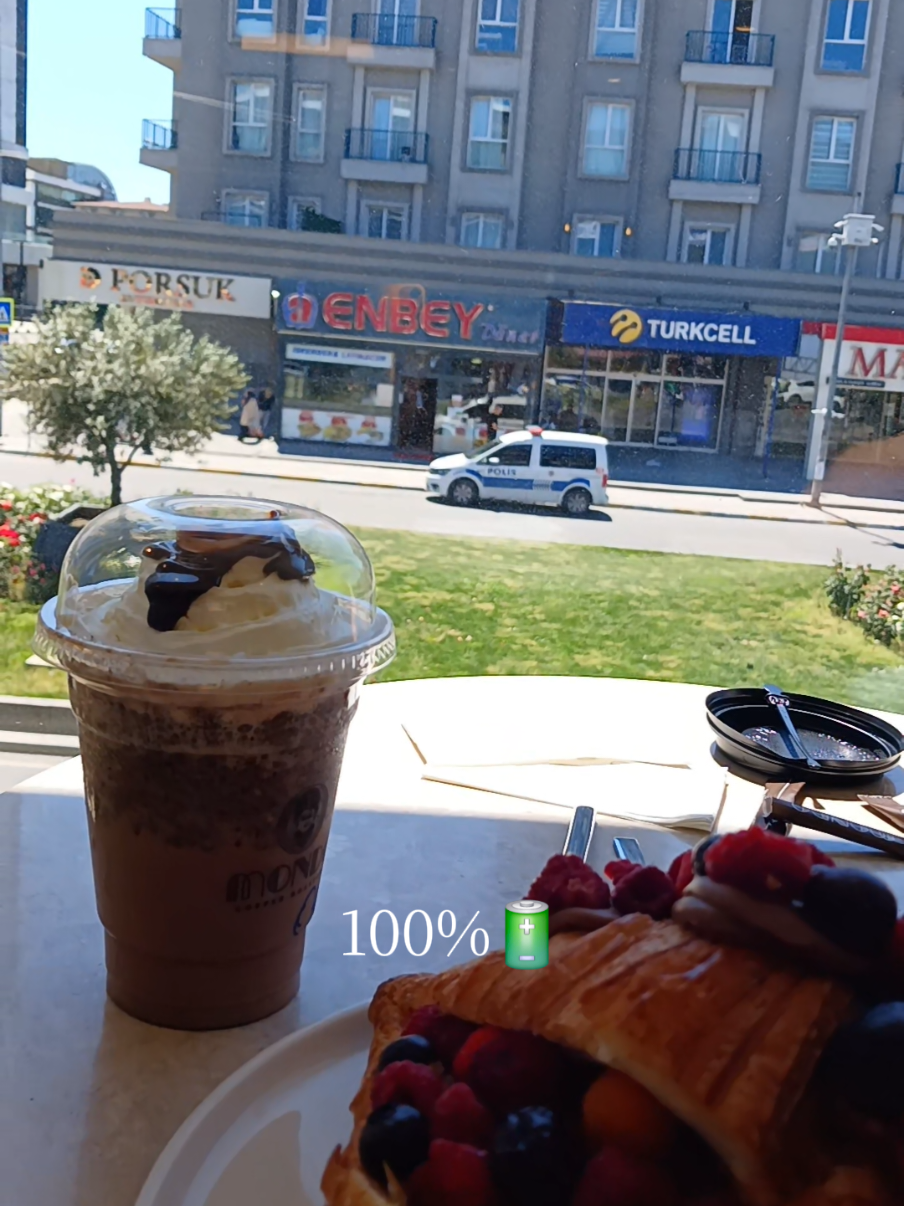 @𝙉𝙞𝙣𝙛𝙖 🦋⃤