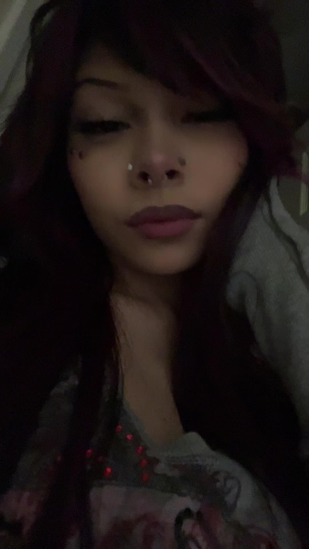 @2tennyuni