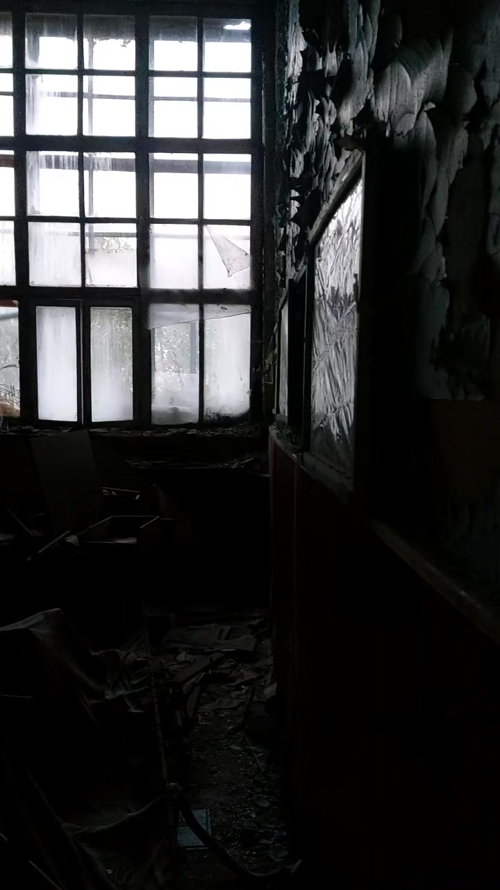 @𝖀𝖗𝖇𝖊𝖝 𝕰𝖝𝖕𝖑𝖊𝖗 🥀