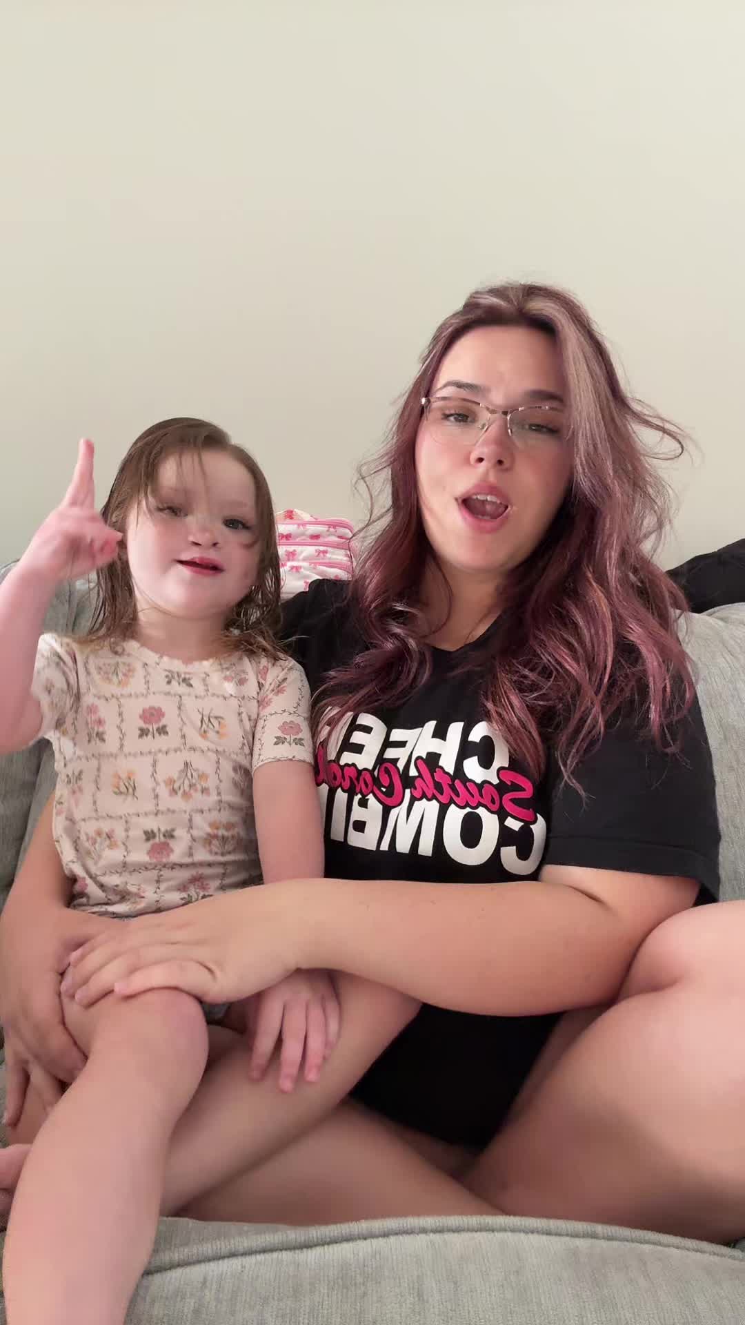 @Girlmomof2💕
