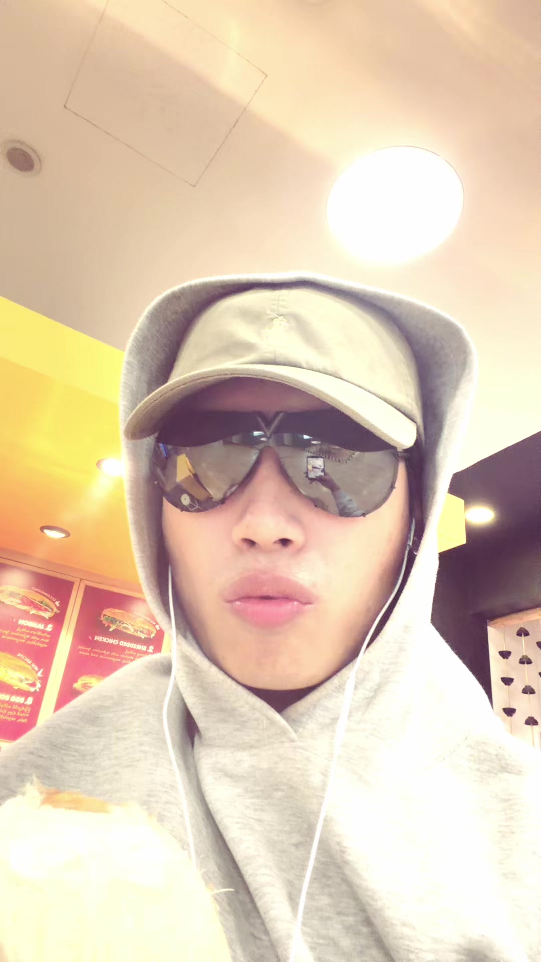 @Tayza Lin Young