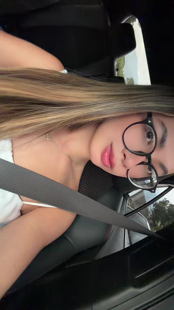 @Alejandra
