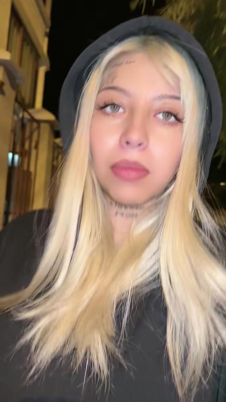 @𝔖𝔥𝔞𝔦𝔢𝔩 𝔇𝔞𝔳𝔞𝔩𝔬𝔰
