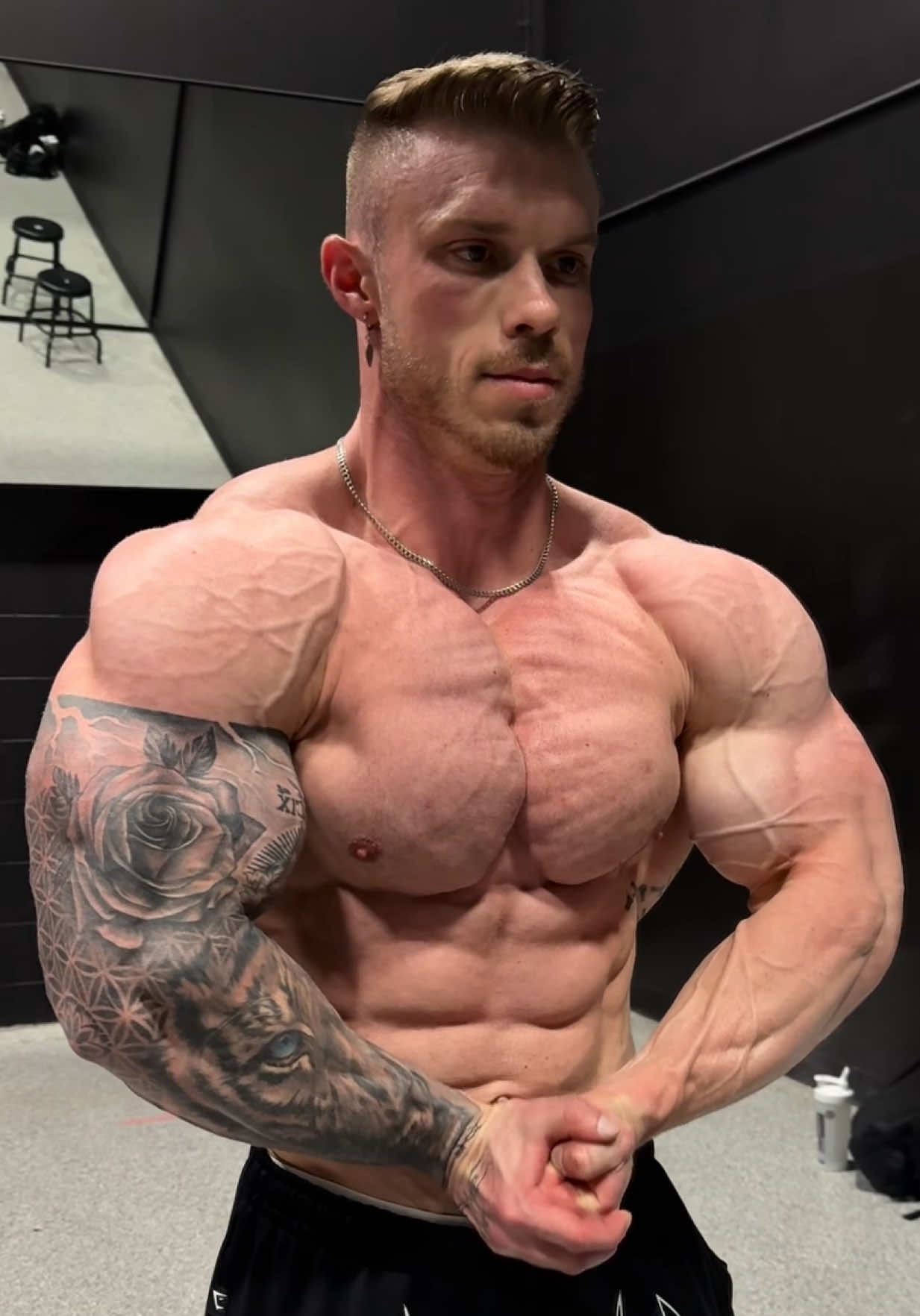 @dannygoldbody