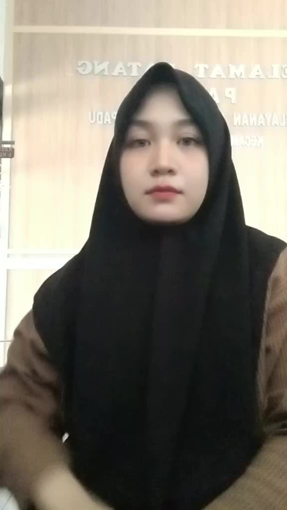 @lhyna
