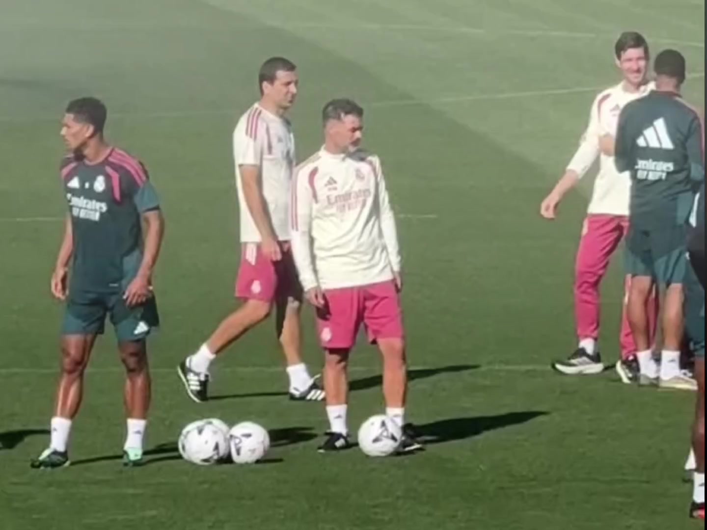 @𝗝𝗨𝗗𝗜_⁵🦅