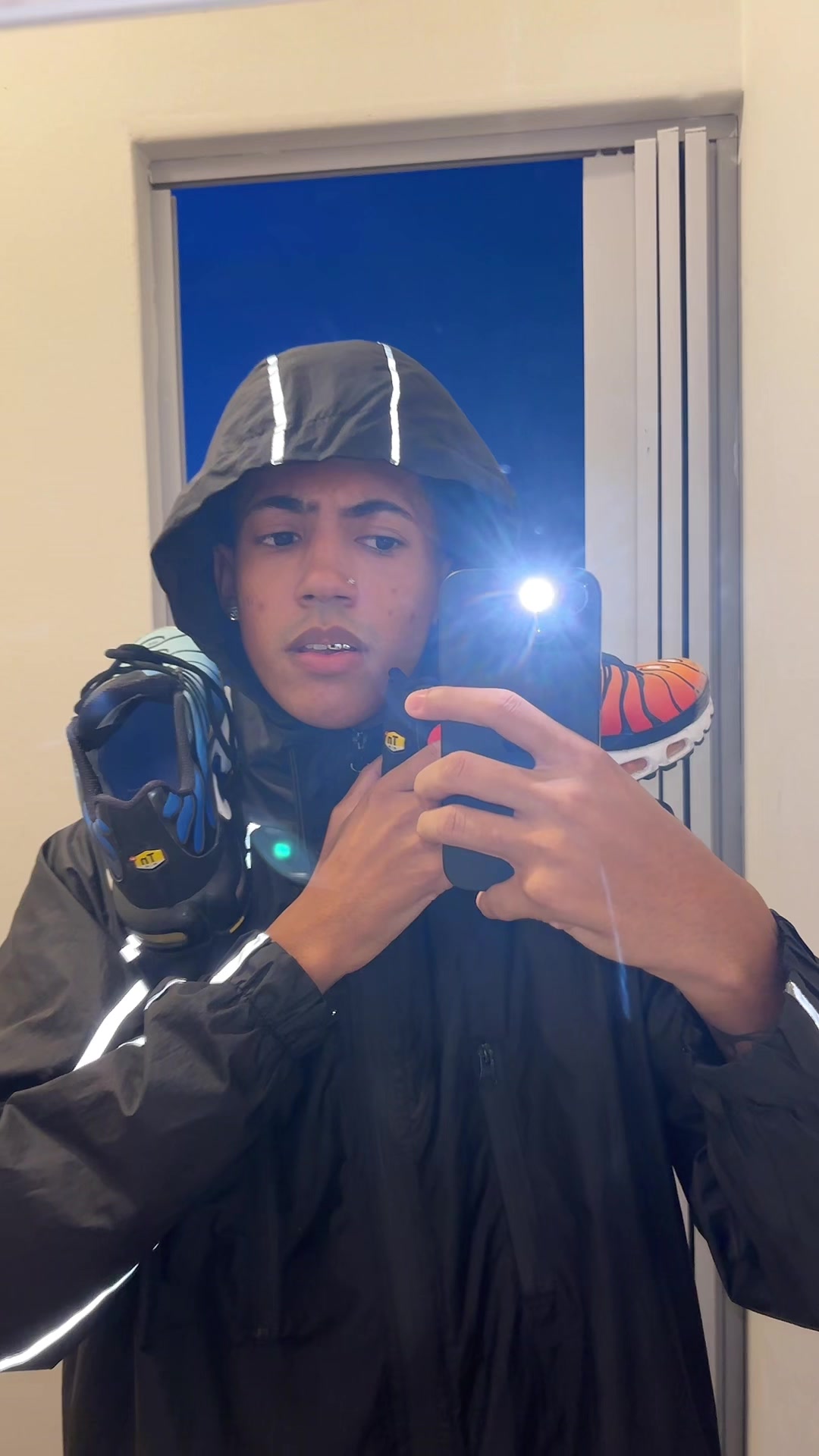 @33gustt