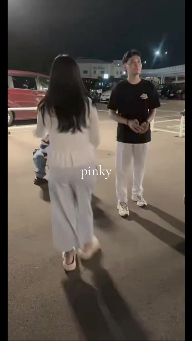 @pinky