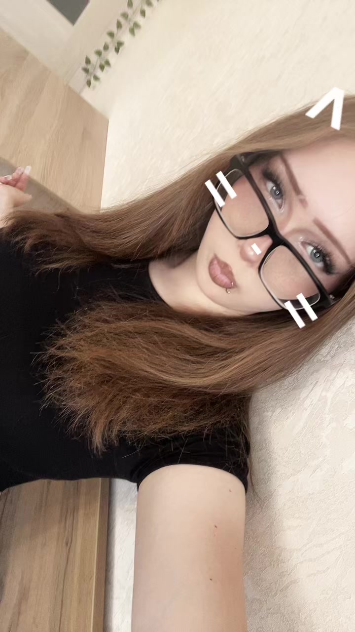 @варя