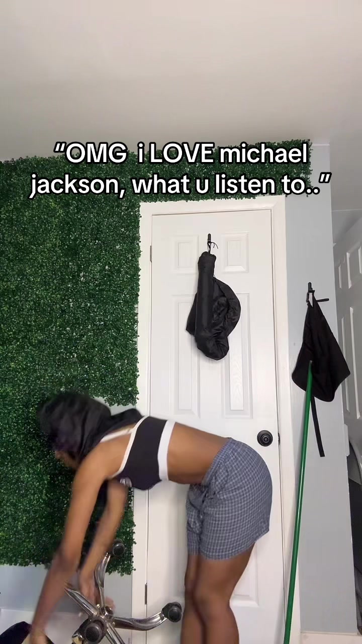 @vai like bae
