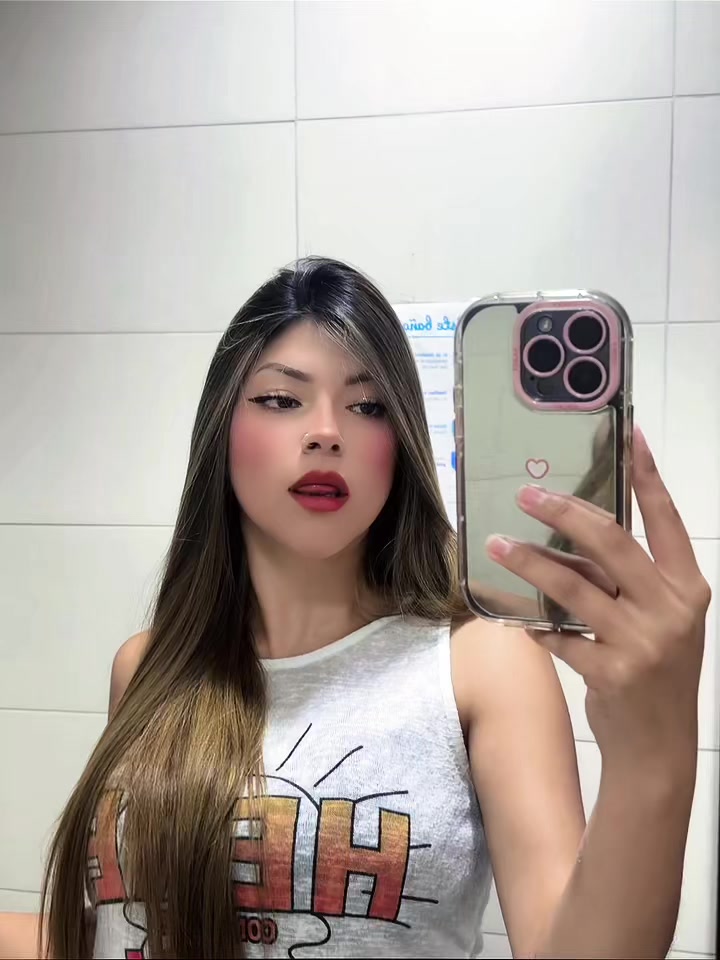 @SALOMÉ 👻