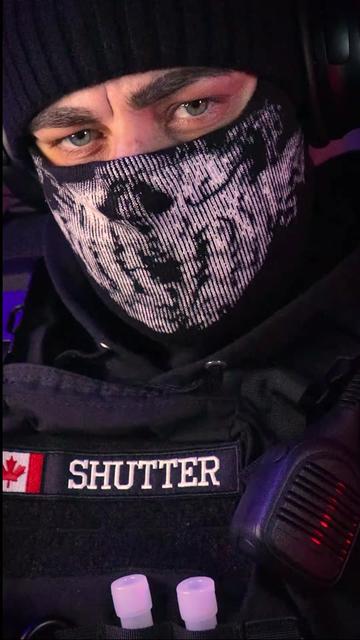@Lt. Shutter