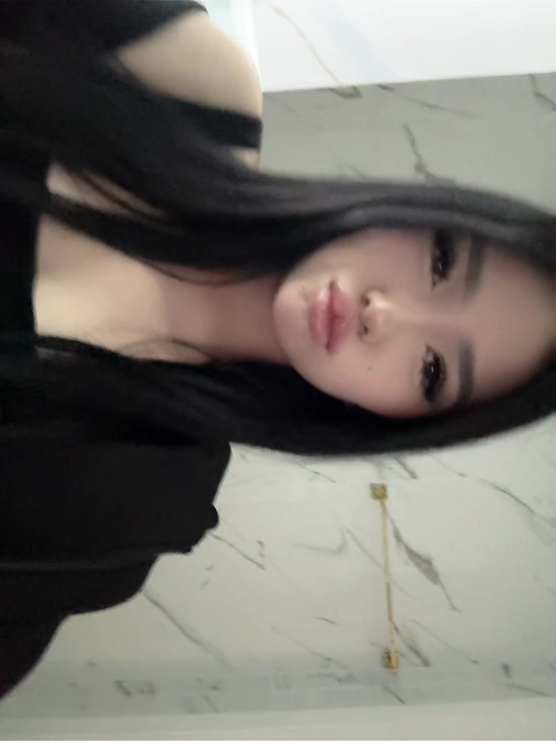 @azara