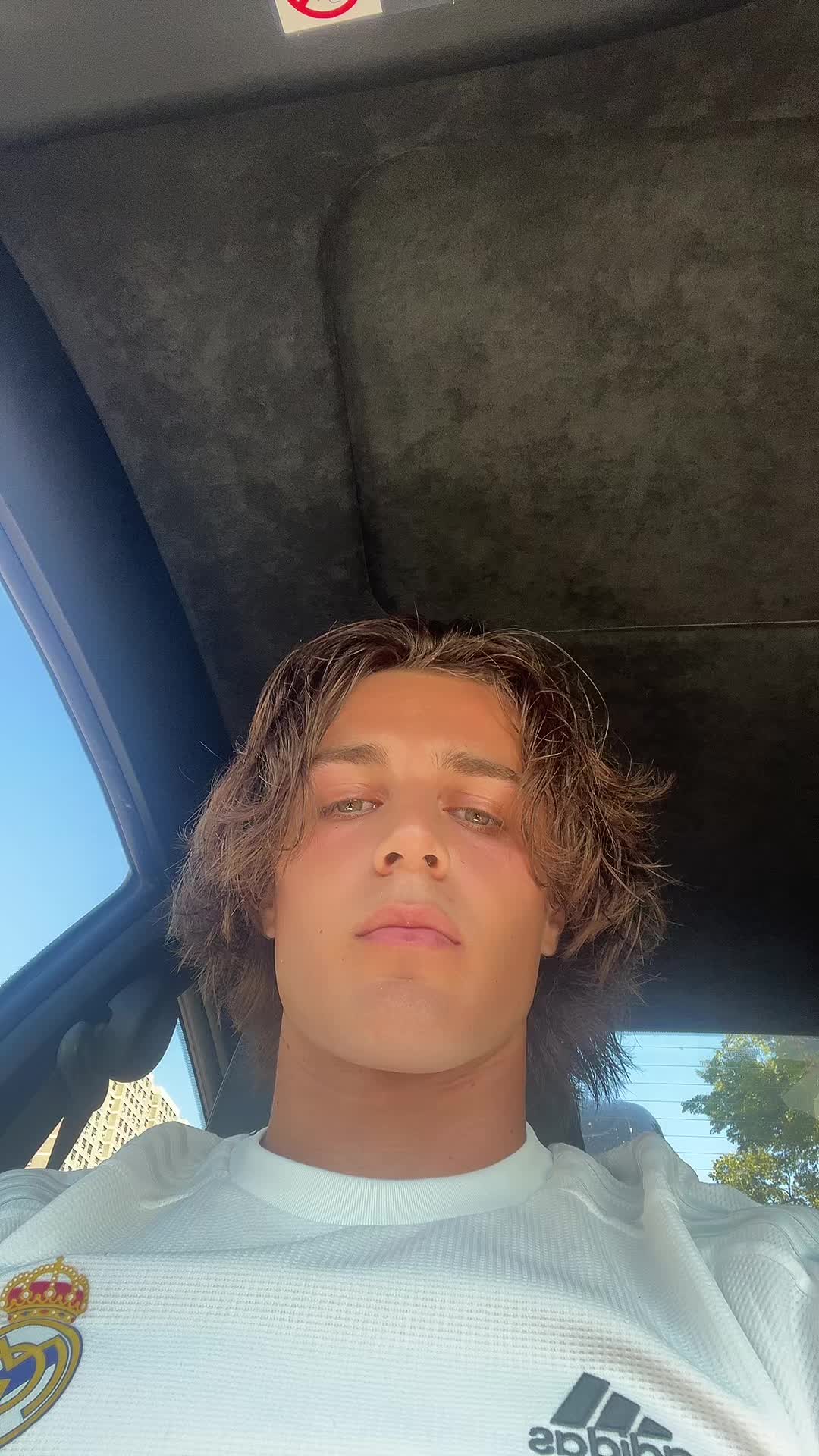 @💸