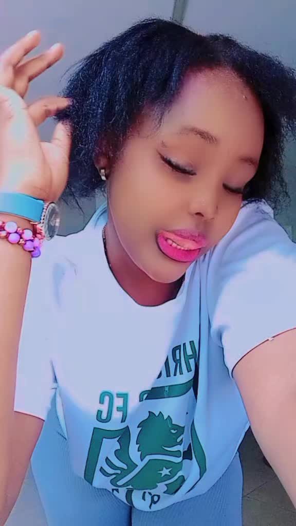 @🦋vedika🍃
