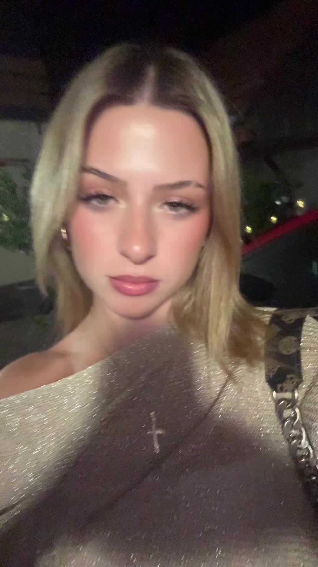 @soɟıɐ
