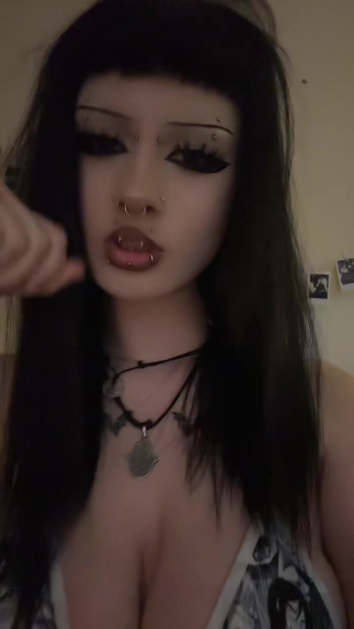 @𝓁𝓊𝓃𝒶🦇