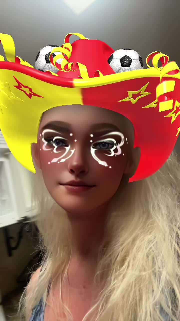 @datgirl_holly_nicholle