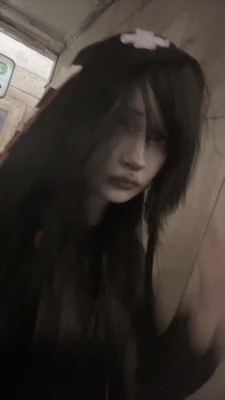 @llliiksi