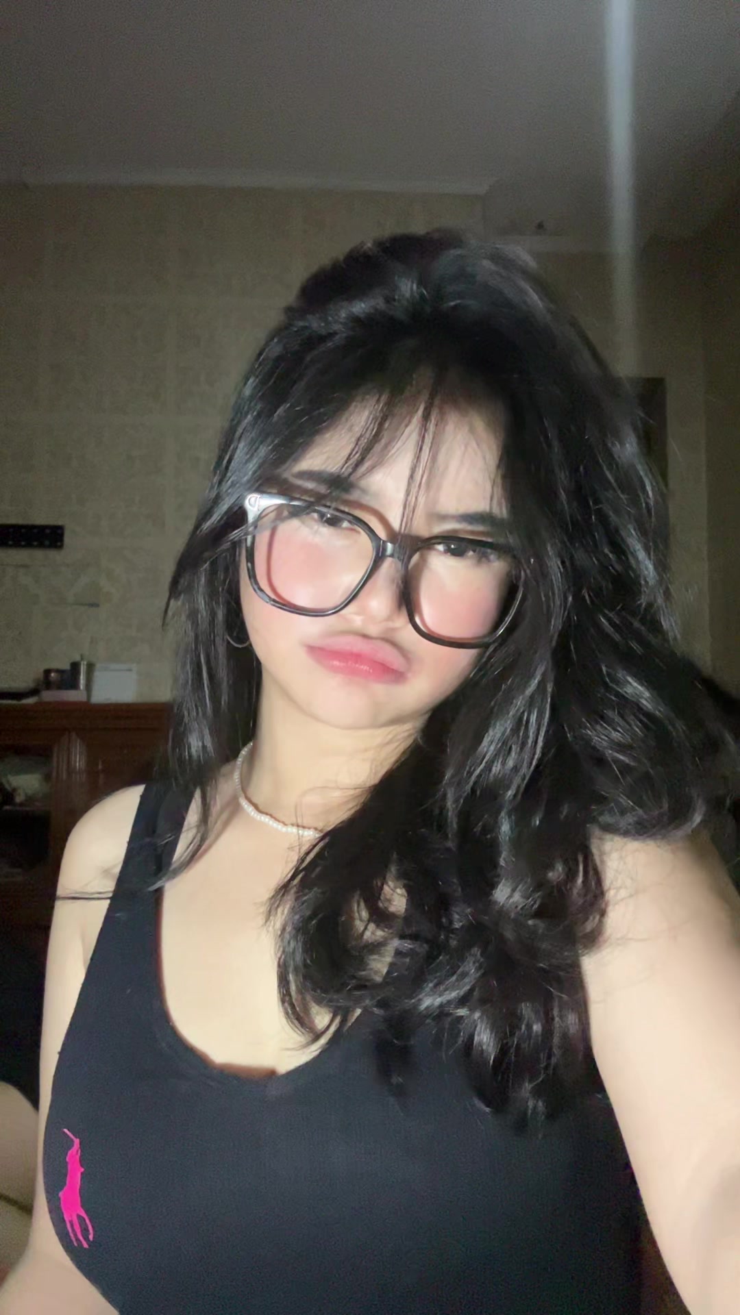 @salila gomez