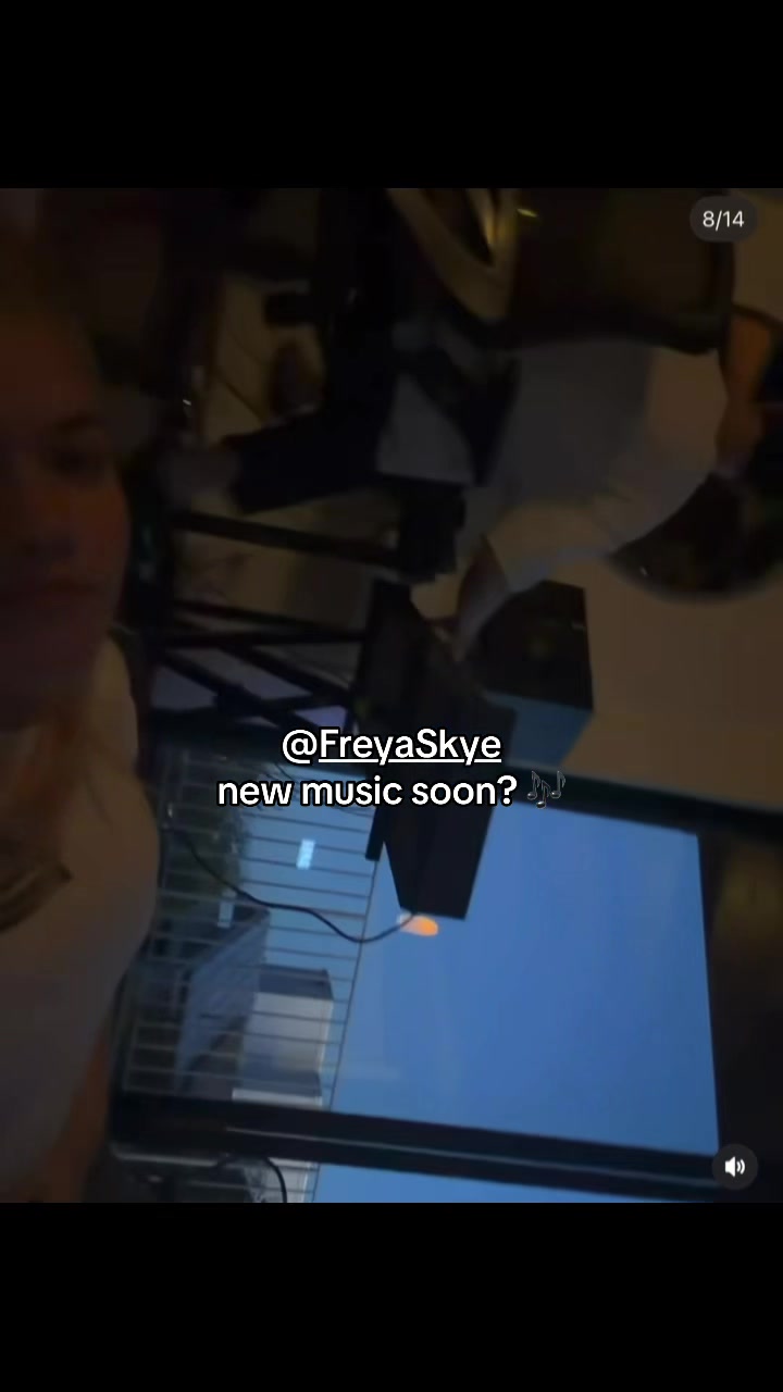 @Alayy