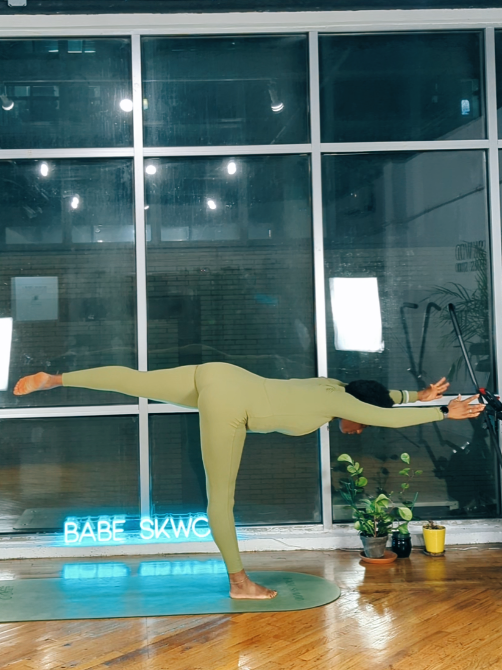 @BarreBabe
