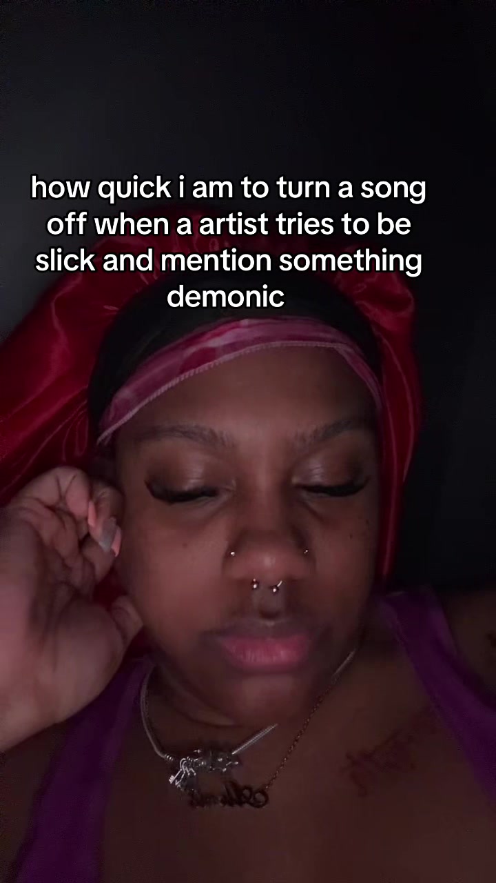 @alexis 🫧 ᥫ᭡
