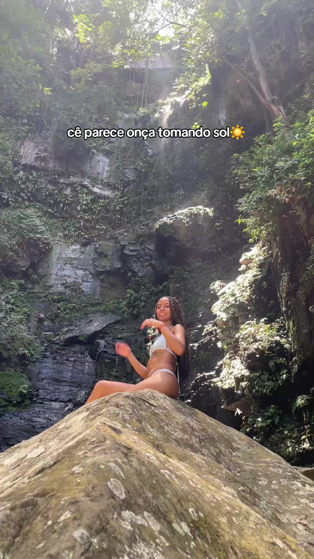@T&aacute;ssila