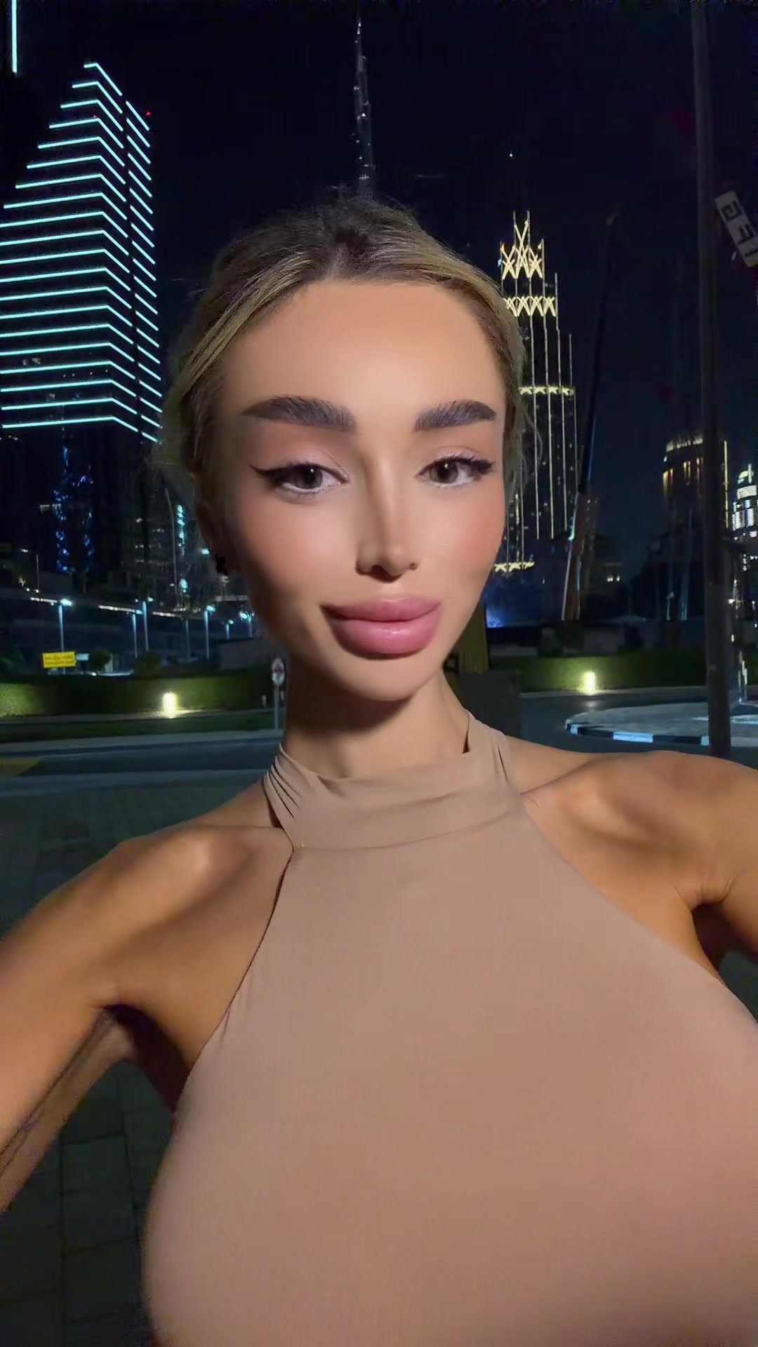 @🇦🇪 Nicole Semionov