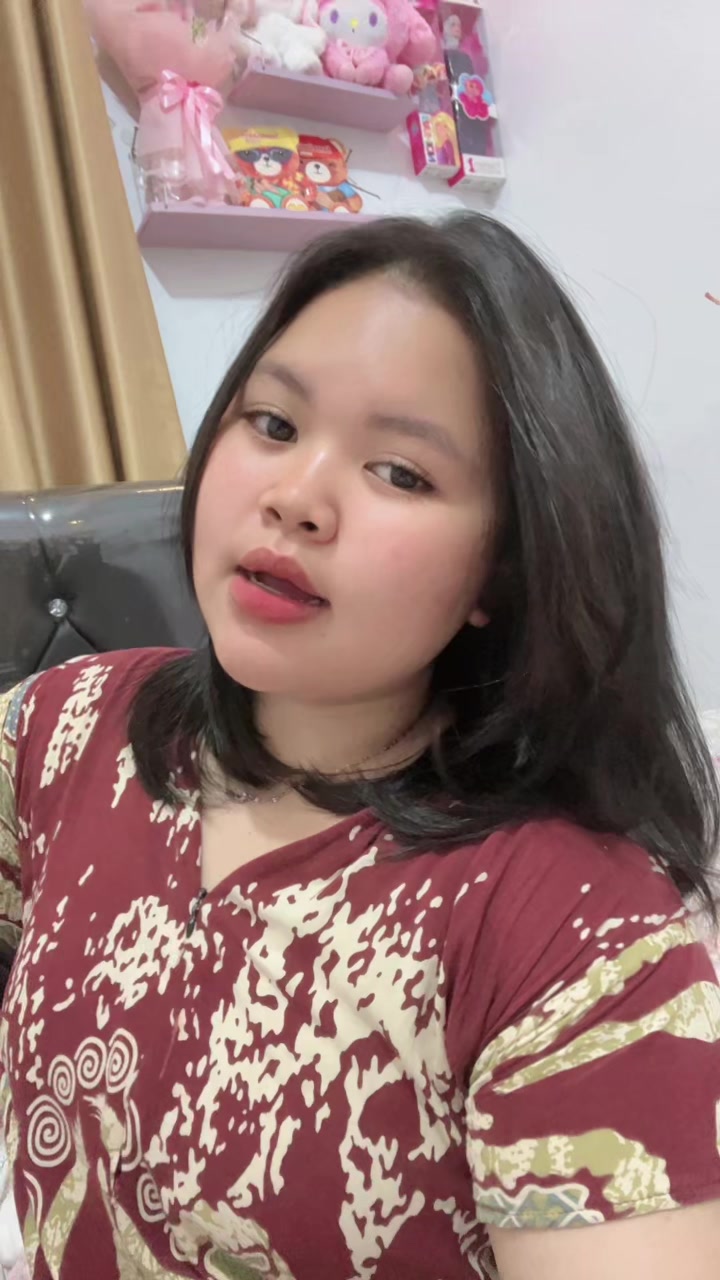 @Nisaa18