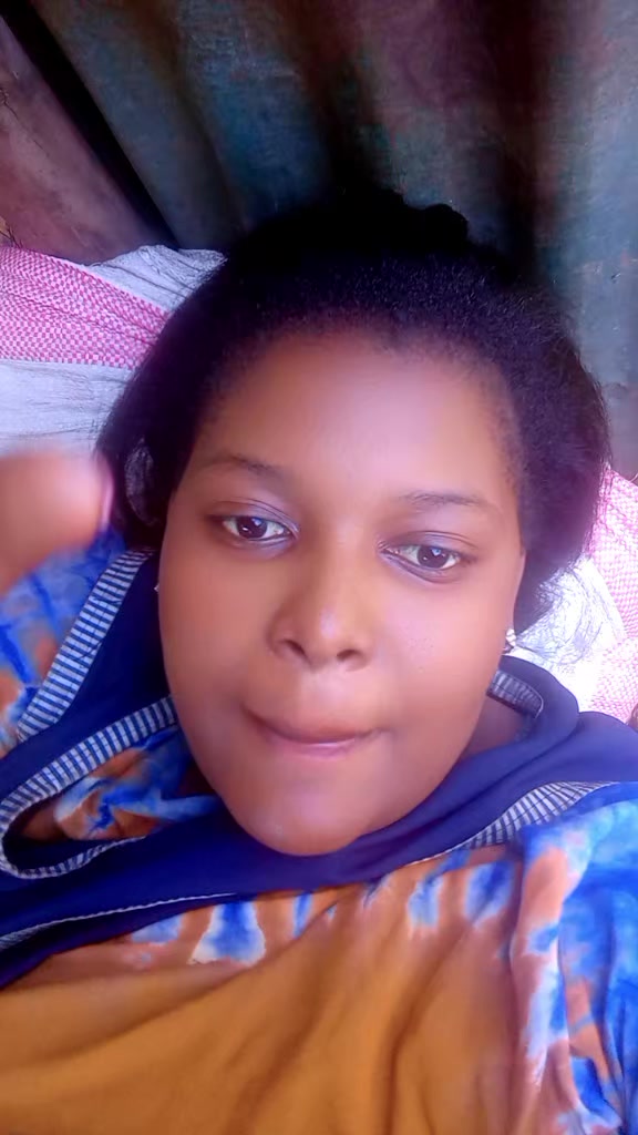 @moureen