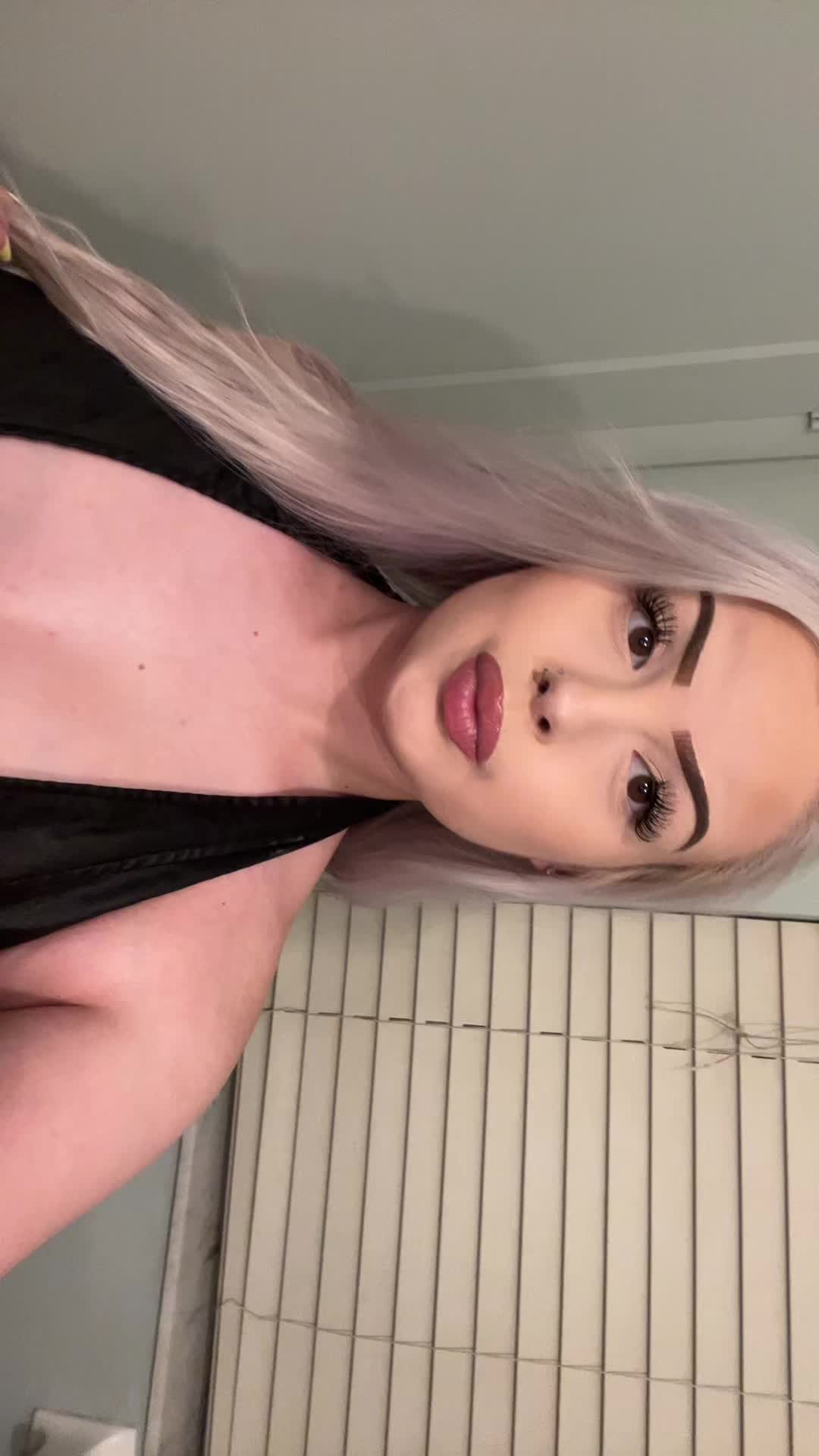 @Elvira