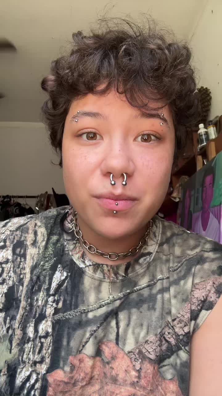 @mio (they/he)
