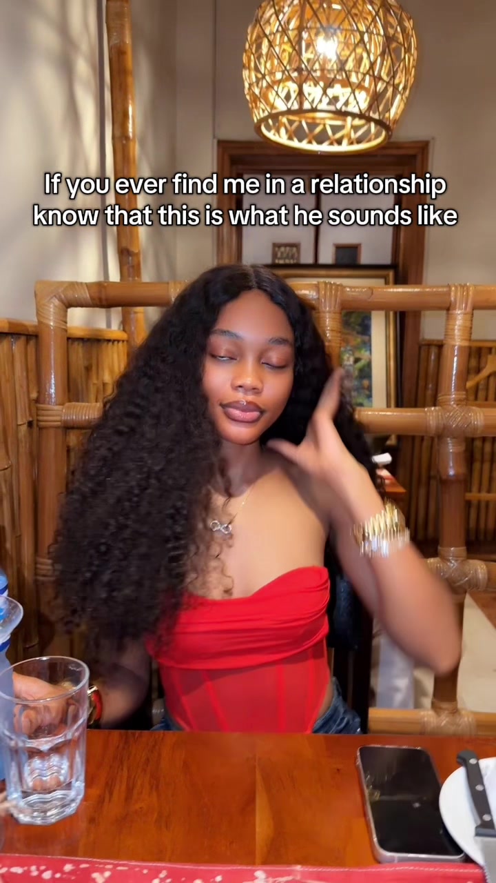 @Favee🦋