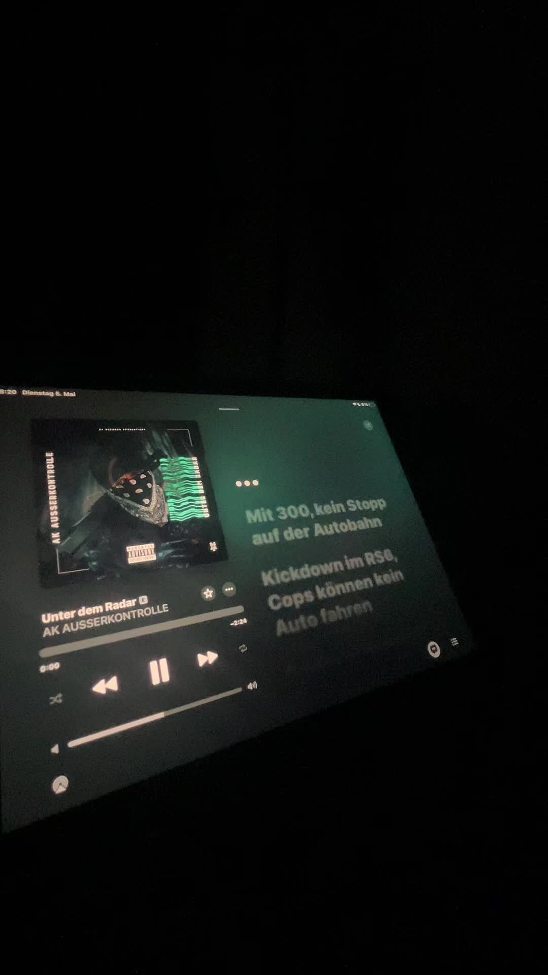 @Applemusik_Lyrics.