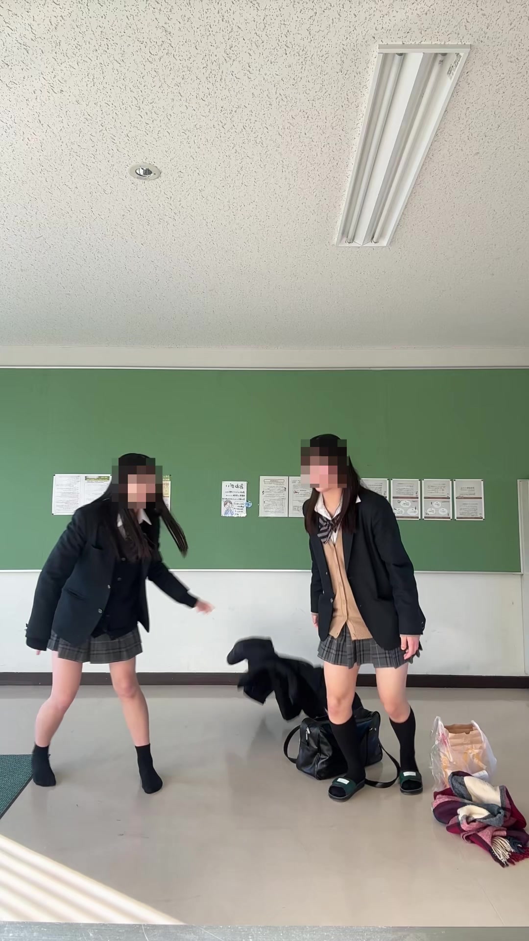 @ひ