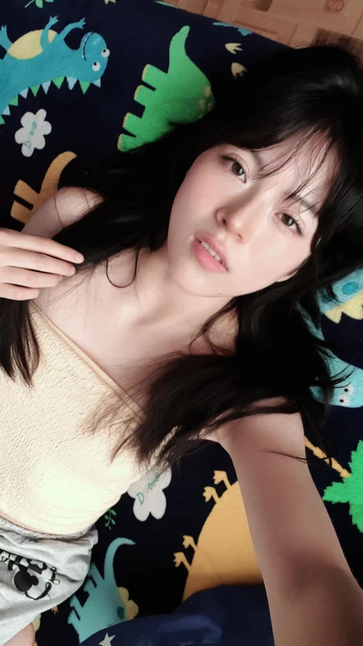 @Naydú🖤🌱